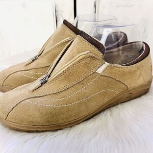 Grasshoppers Tan Suede Leather Front Zip Slip on Comfort Shoes Womens - Size 6.5